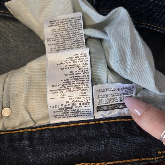 Levi's Dark Blue Straight 541 46x30 Men's Jeans - Picture 4 of 5